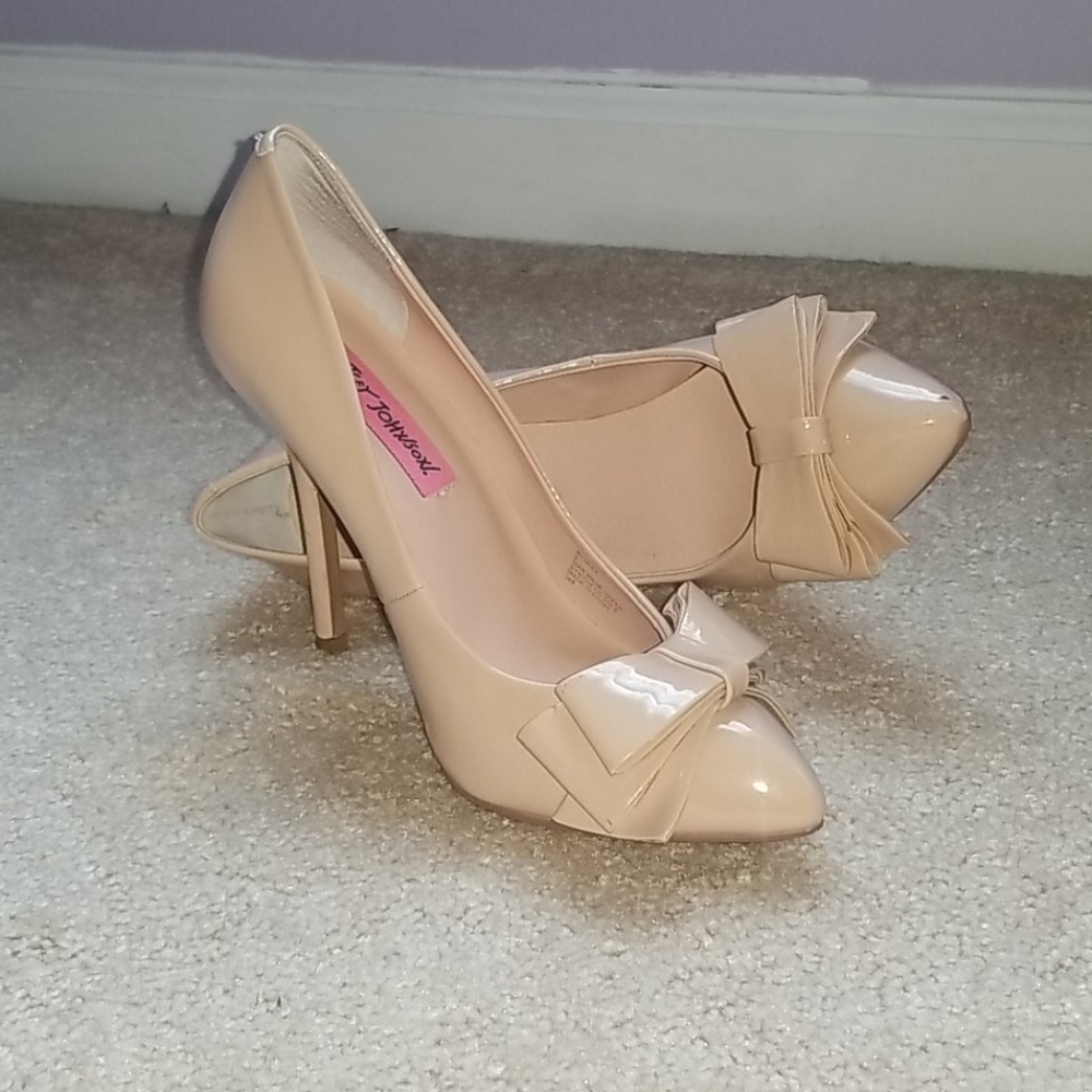 Heels/shoes